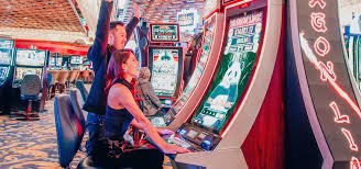 Antarmuka permainan slot Habanero dengan gulungan dan tombol kontrol